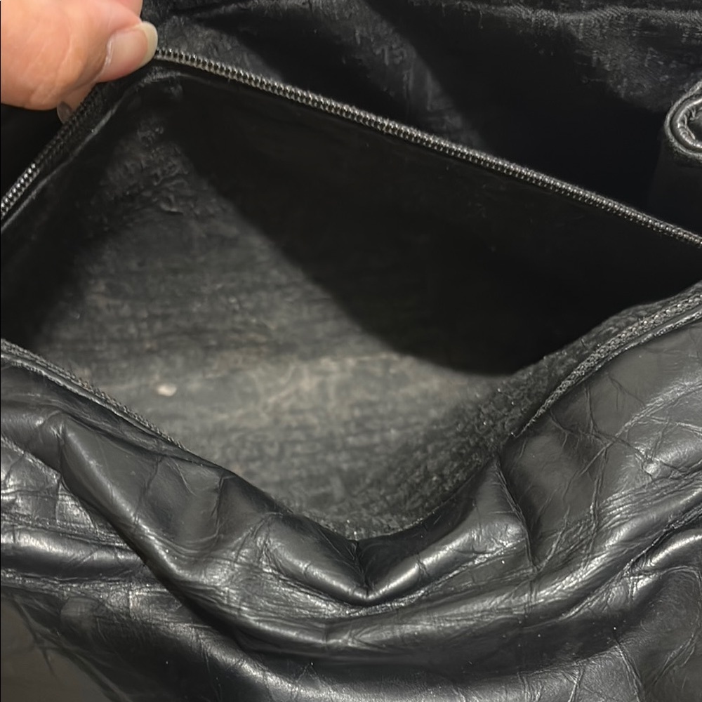Chanel Authentic 2005 Bubble Shoulder Bag with Chain Strap - Picture 11 of 16